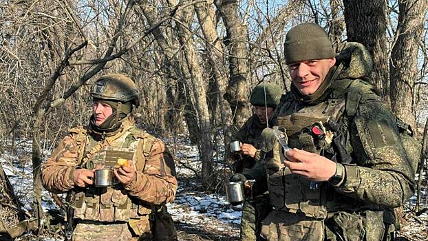Под шквальным огнем врага форсировали реку