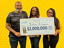 Мужчина сделал себе подарок в День отца и разбогател на два миллиона долларов