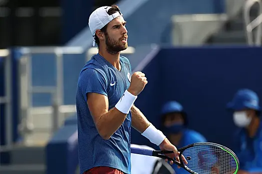 Карен Хачанов поднялся на 11 мест в чемпионской гонке ATP