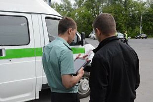 Жителя станицы Динской лишили грузовика за долги