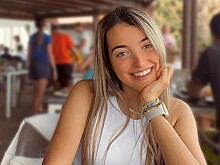 Девушка едва не подавилась насмерть и в попытках спастись проглотила зубную щетку