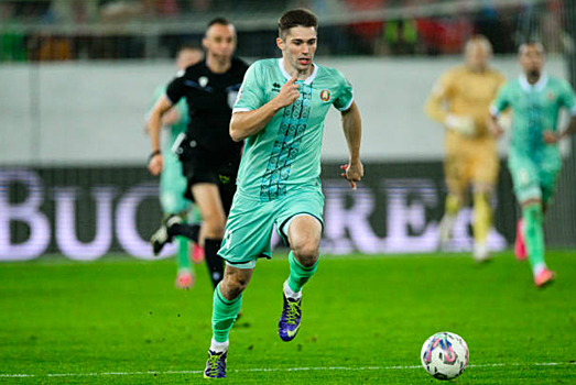 Форвард португальской "Ароки" Владислав Морозов может перейти в "Пари НН"