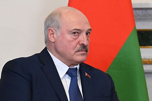 Лукашенко заявил, что Белоруссию продолжат "накачивать" санкциями