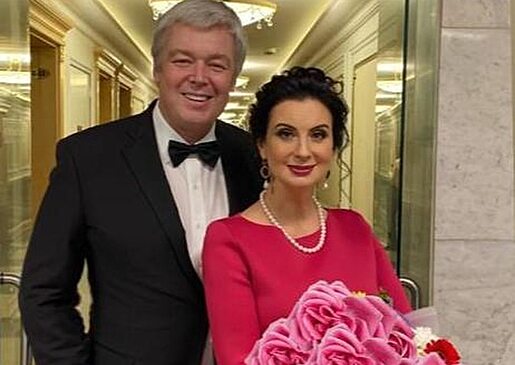 Екатерина Стриженова похвасталась подарком от мужа на 8 Марта