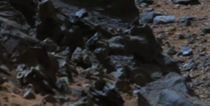 Загадочная "мумия" с оружием найдена на Марсе