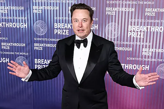 52-летний американский миллиардер Илон Маск тайно стал отцом в 12-й раз