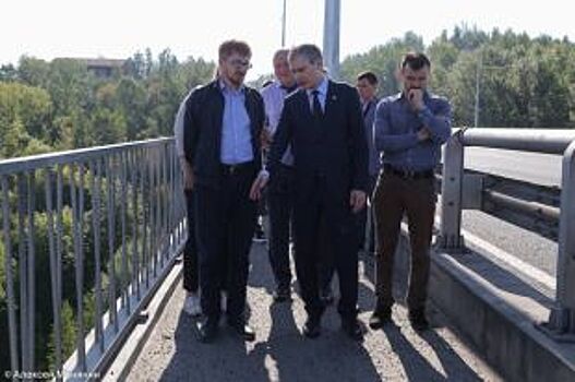 Мэр Владимир Панов оценил качество ремонта Мызинского моста