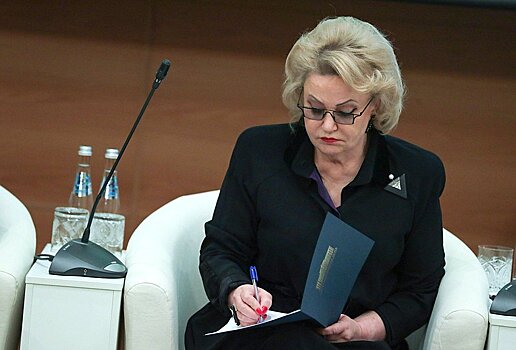 Останина: законопроект об уголовной ответственности за продажу энергетиков подросткам будет внесен в Госдуму после региональной недели