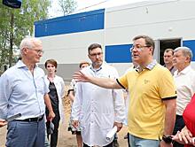 Дмитрий Азаров проверил готовность нового COVID-центра в Тольятти