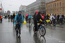 Тысячи новосибирцев проехались по перекрытым улицам на велосипедах