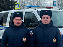 Автоинспекторы в Кабардино-Балкарии оказали помощь пассажирам туристического автобуса из Кубани