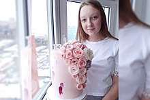 Утром — школа, вечером — кухня: как 14-летняя москвичка печет торты на заказ
