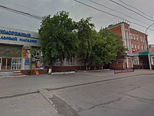 Принадлежащее РЖД здание Железнодорожного универмага в Новосибирске продается за 309 миллионов рублей