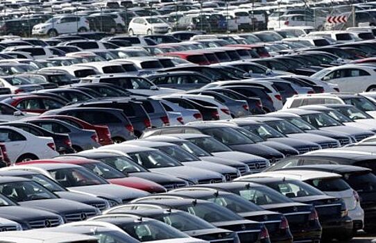 Авторынок Кемерово: свежие «бэушки» привозят из Москвы и Владивостока