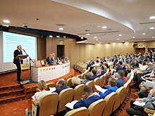 Глава Подмосковья на медицинском форуме рассказал о мерах поддержки врачей