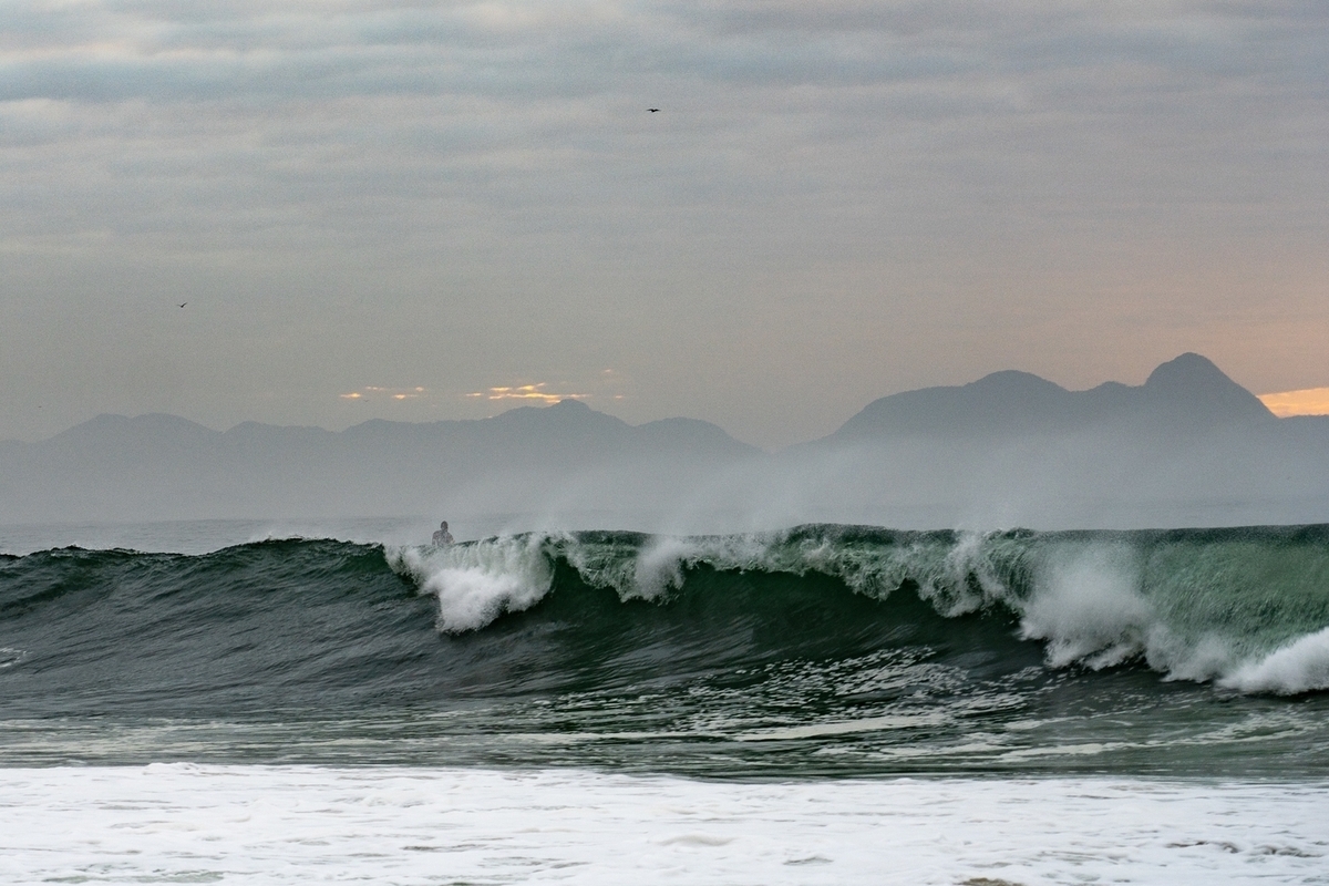 В Японии зафиксированы первые волны цунами высотой до 70 см