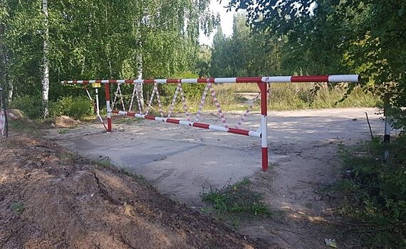 Как жители поселка под Казанью остались без дороги и без помощи властей