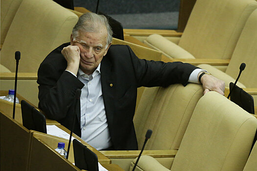 Алферов: Академию наук нельзя ограничить только экспертными функциями