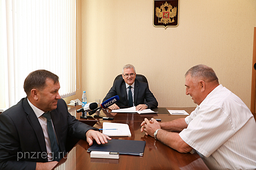 Пензенский губернатор провел прием граждан в Городищенском районе