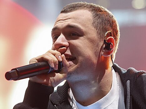 Рэпер Macan заявил, что добровольно явился в военкомат по повестке