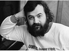 Умер музыкант Парастаев