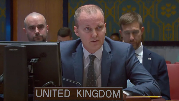 Представитель Великобритании в ООН заговорил по-русски, доказывая, что в Лондоне нет русофобии