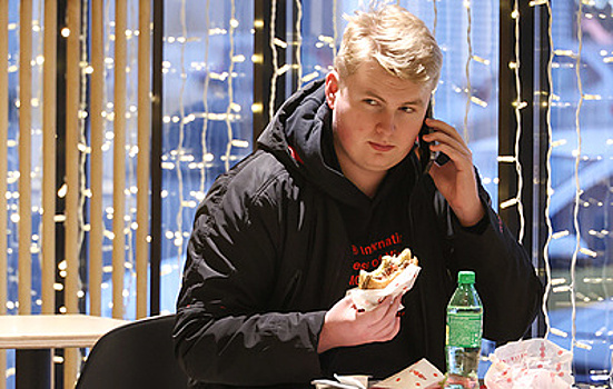 Диетолог Солнцева: частое употребление фастфуда повышает риск ОРВИ