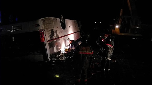 Число пострадавших в аварии с автобусом под Уфой достигло 13 человек
