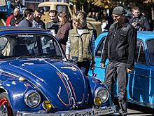 В центре Ростова открылась выставка ретро-автомобилей