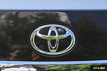 «Известия»: отзыв машин Toyota и Lexus связан со сбоями в работе модуля передачи данных