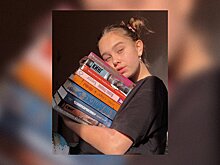 «В 12 лет читаю больше, чем многие взрослые»: школьница из Челябинска претендует на престижную книжную премию