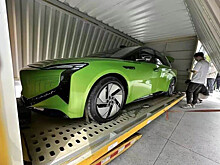 Названы сроки начала продаж седанов Hongqi E001