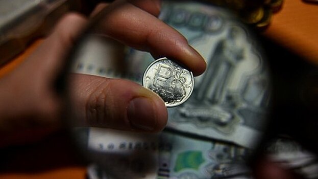 Дедолларизация изменит весовую категорию рубля на рынке валют