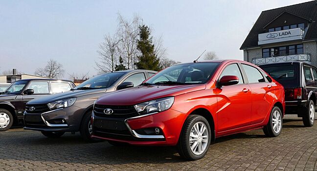 Продажи Lada в Евросоюзе сократились в 2.3 раза