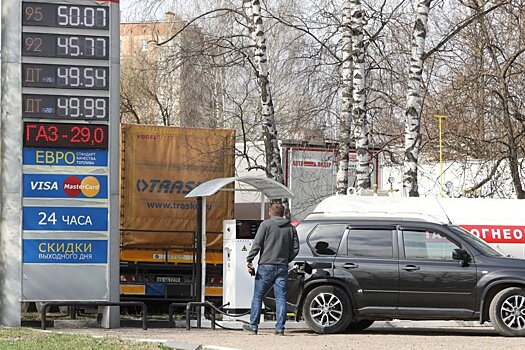 Запрет на экспорт топлива остановит рост цен на АЗС