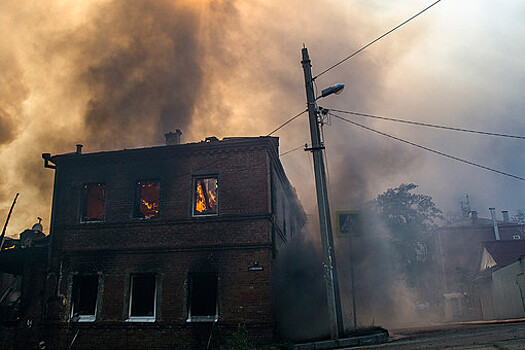 Кабмин выделил около 260 млн рублей лишившимся жилья при крупном пожаре в Ростове