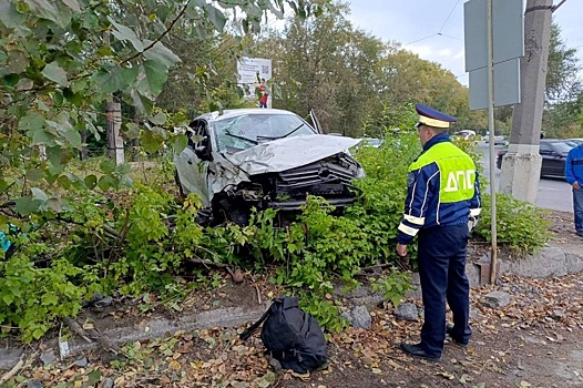 Иномарка сбила двух пешеходов в Нижнем Тагиле – один скончался, второй госпитализирован