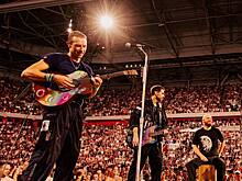 Обход Элтона и касса Свифт: Группа «Coldplay» установила рекорд по сборам в рок-турах