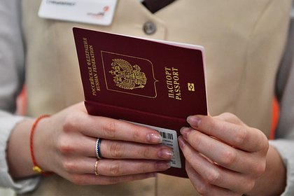 Запрет на выдачу фигурантам дел загранпаспортов признан законным в России