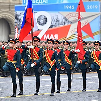 Андрей Гожый о Параде Победы: Каждый сам решает, какой идеологии он наследует