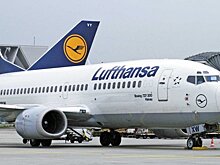 В лаунжах Lufthansa проводят видеоинструктаж по йоге