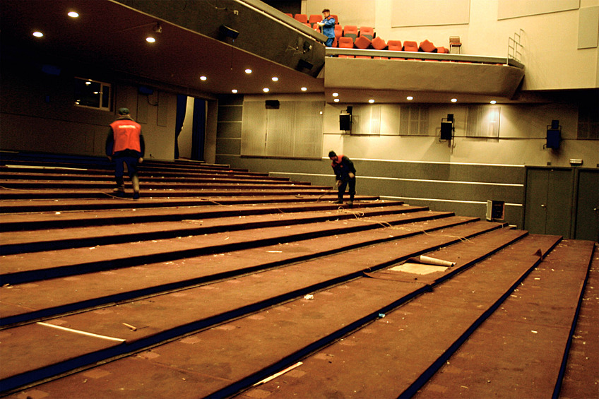Зрительный зал Театрального центра на Дубровке, где находились заложники