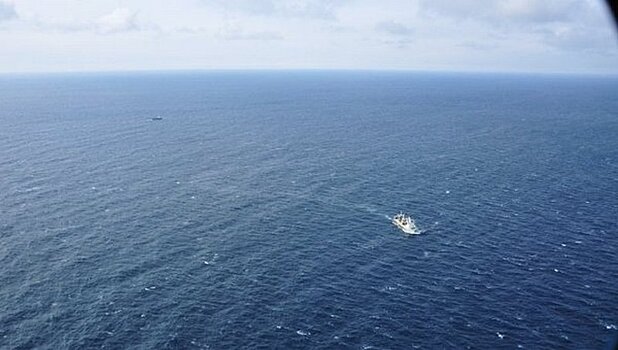 Четырехпалубное судно с туристами затонуло в Колумбии