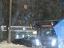 ДТП с участием пассажирского автобуса произошло около кемеровского ЗАГСа