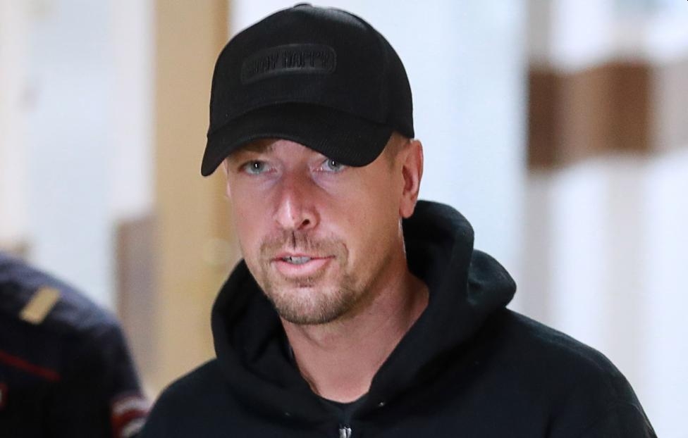 Скандальный блогер Алекс Лесли признал, что у него куча детей