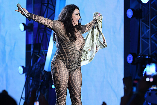 Лолита рассказала, как впервые решилась выйти на сцену в своем «легендарном» комбинезоне