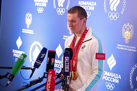 Александр Большунов впервые прокомментировал скандальный инцидент с Бакуровым