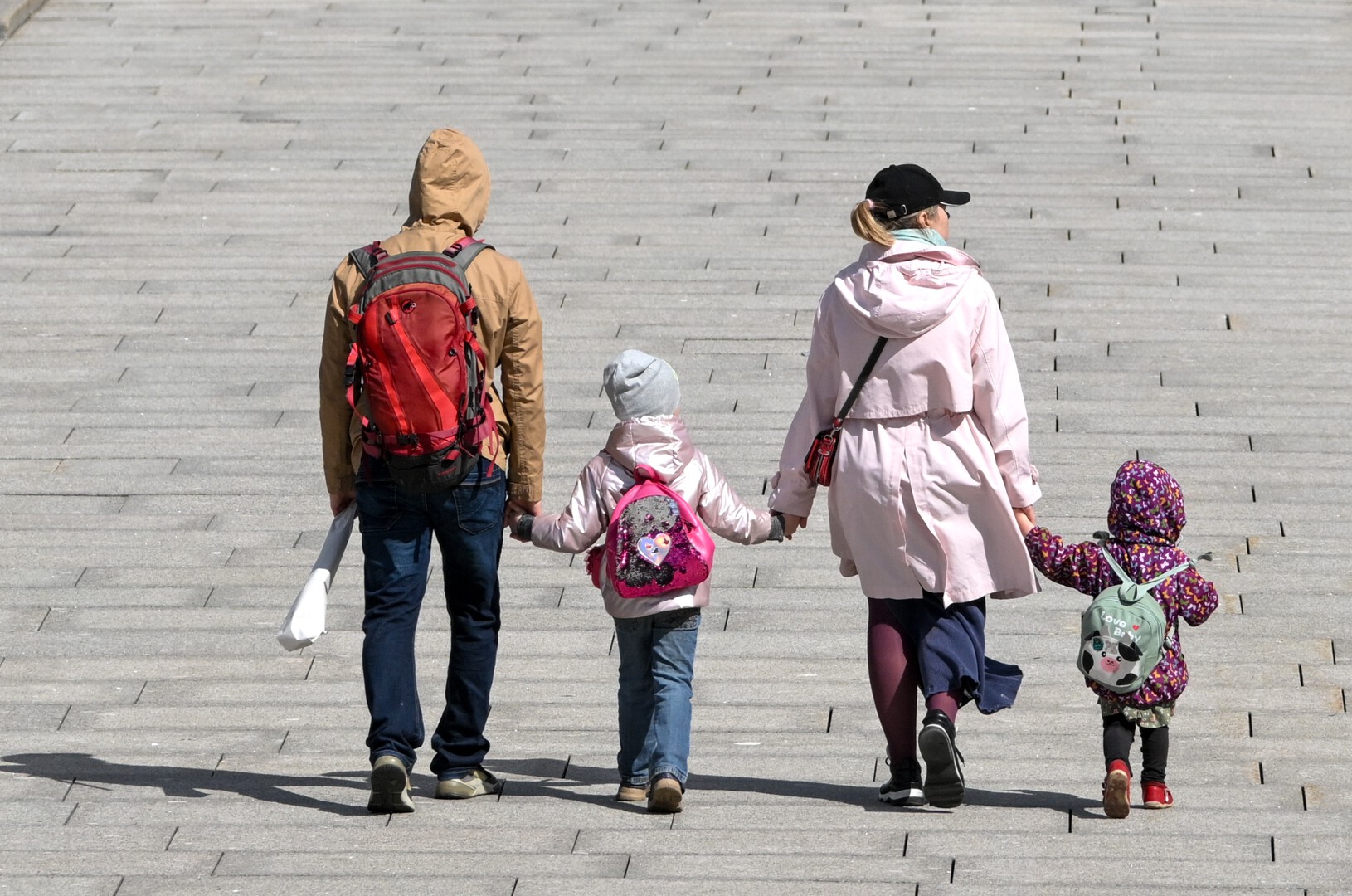 В России призвали ужесточить наказание для безответственных матерей