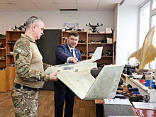 Депутат Атмахов посетил нижегородский центр подготовки операторов БПЛА