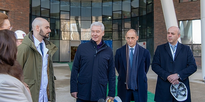 Собянин осмотрел строящийся лечебно-диагностический комплекс МКНЦ им Логинова